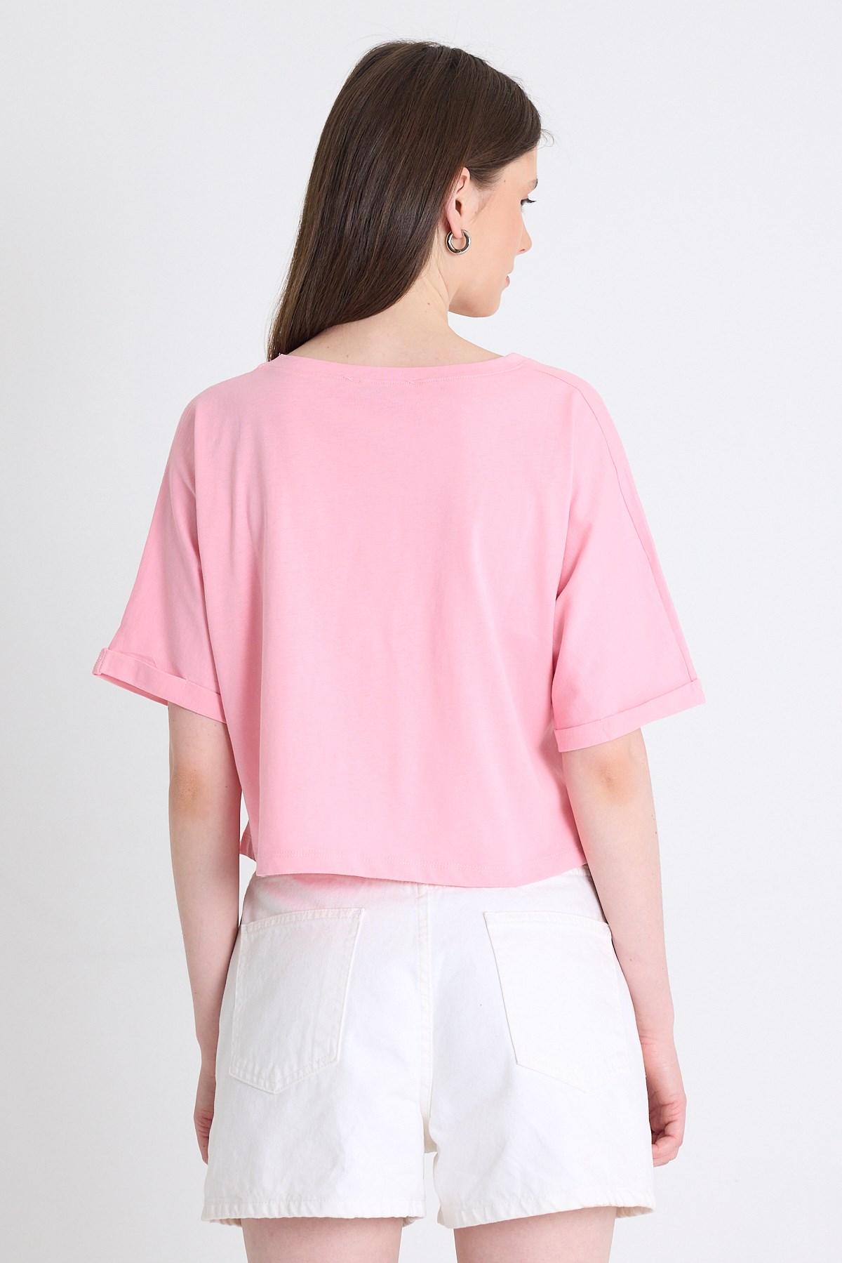 Pembe Cep Detaylı Bisiklet Yaka Crop Tişört 2136M 5