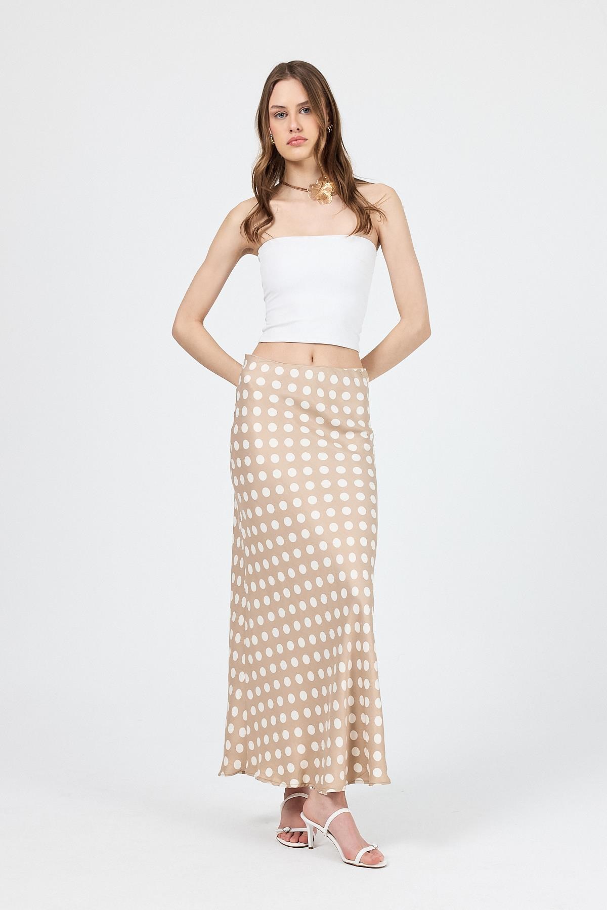 Bej Puantiye Desen Saten Midi Etek 9416