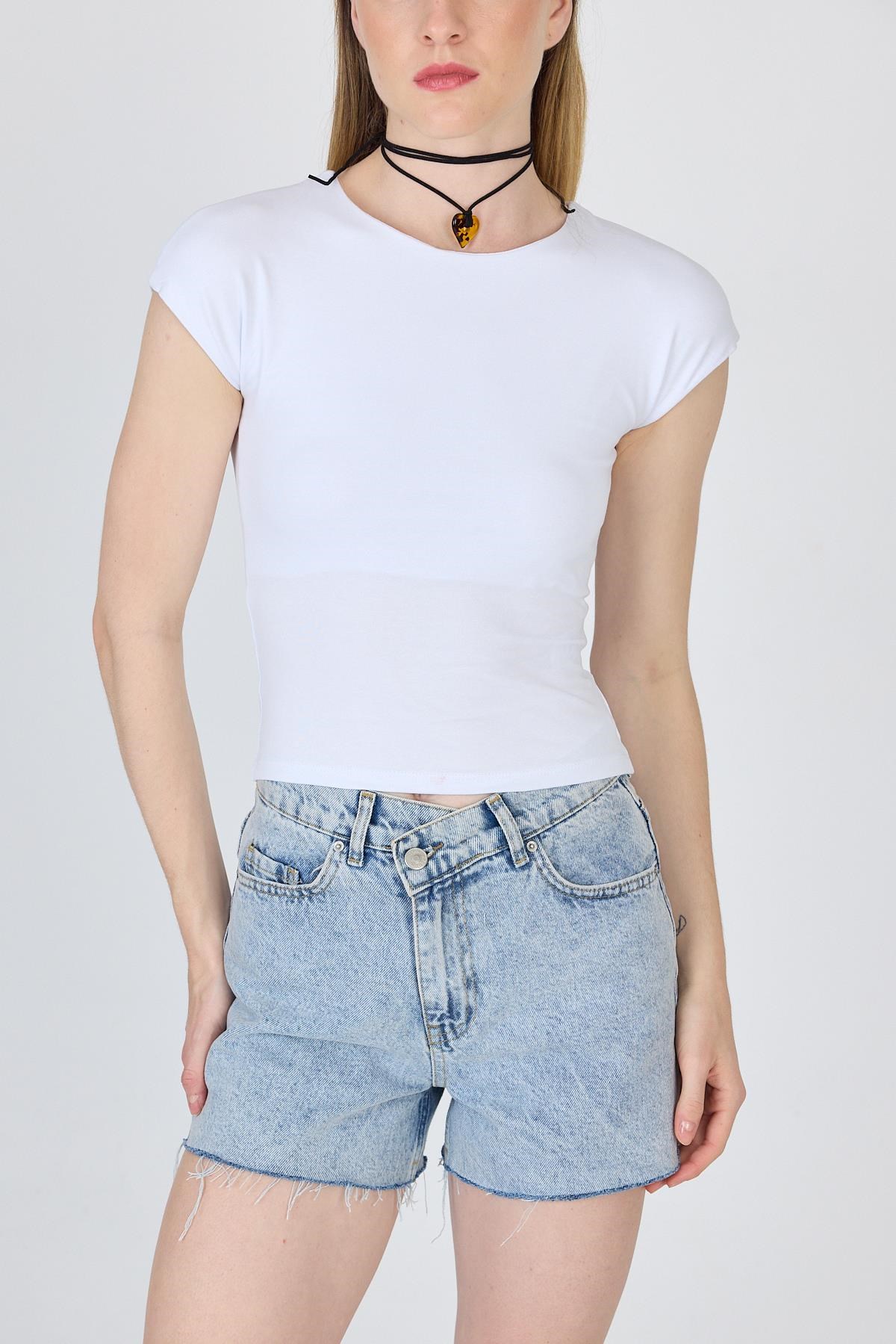 Beyaz Bisiklet Yaka Pamuklu Slim Fit Tişört 9190 4