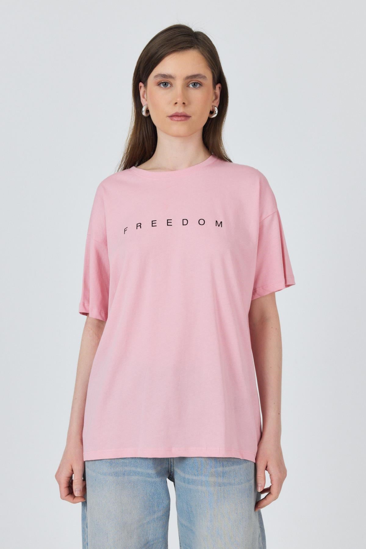 Pembe Yazı Baskılı Pamuklu Oversize Tişört 2150-3M 2