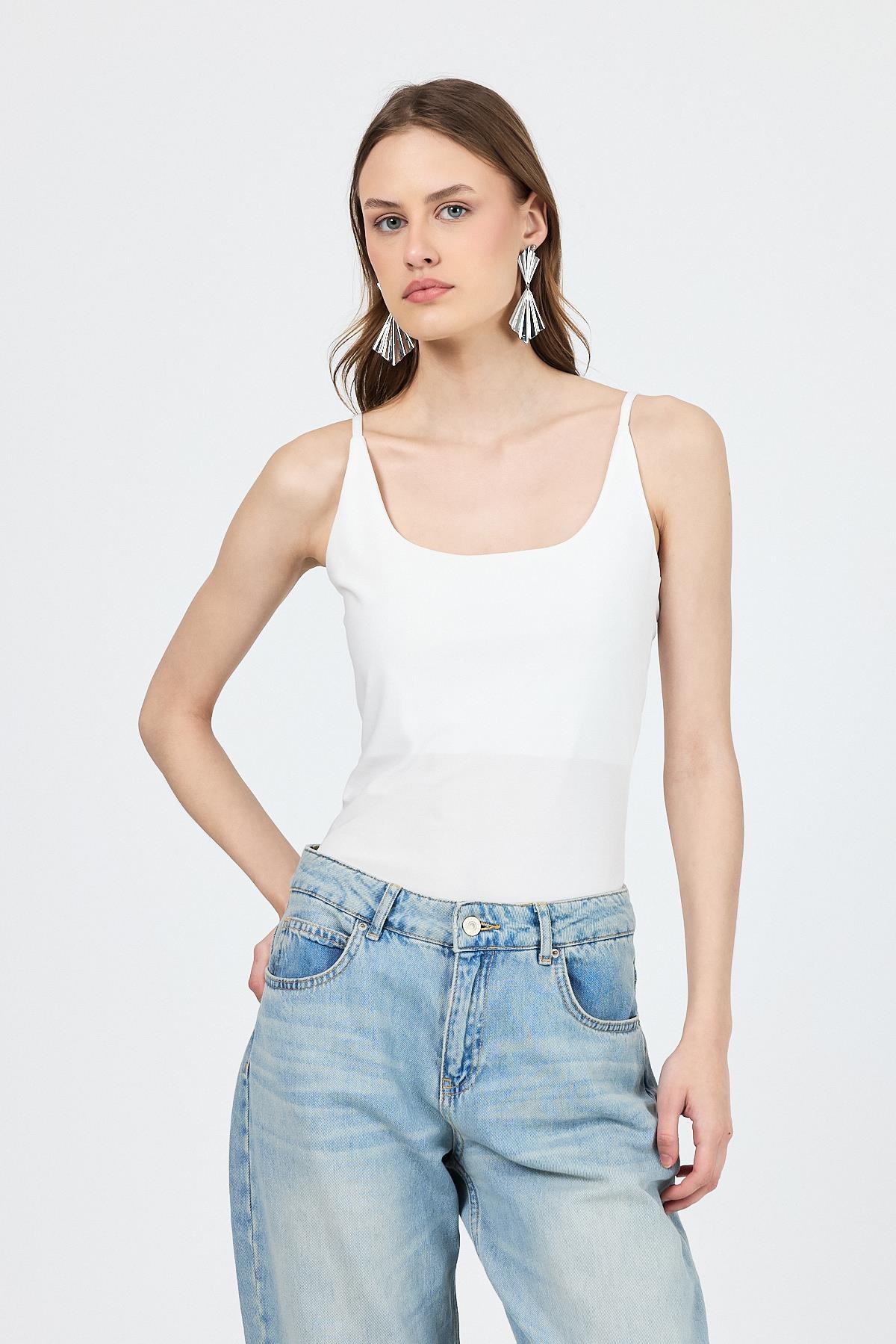 Ekru İnce Askılı Çıtçıtlı BodySuit 13255