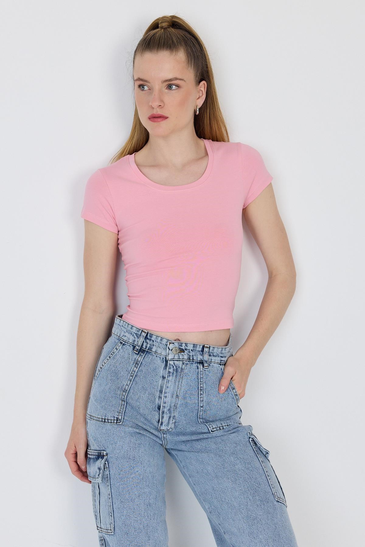 Pembe Bisiklet Yaka Basic Crop Tişört 9200M