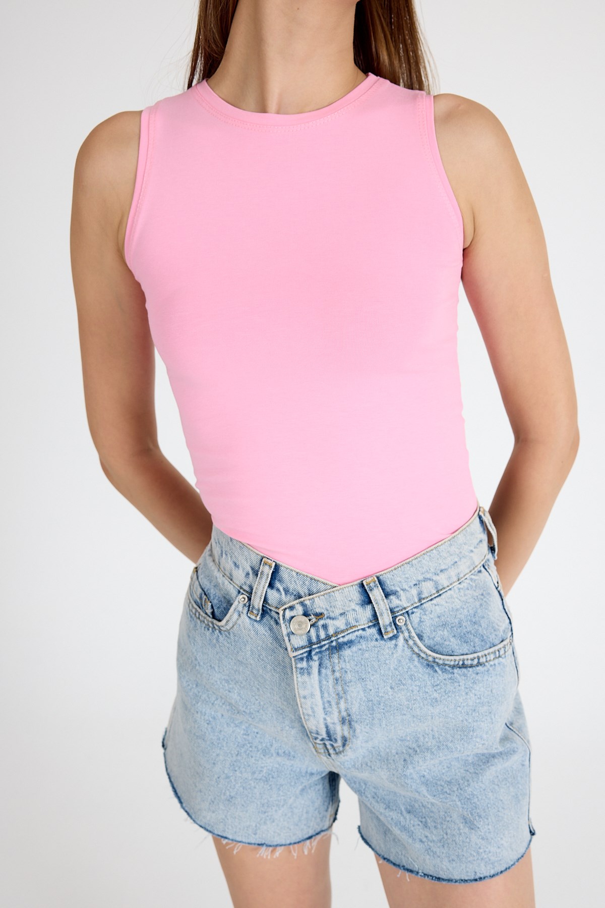 Pembe Bisiklet Yaka Kolsuz Slim Fit Atlet 1663 4