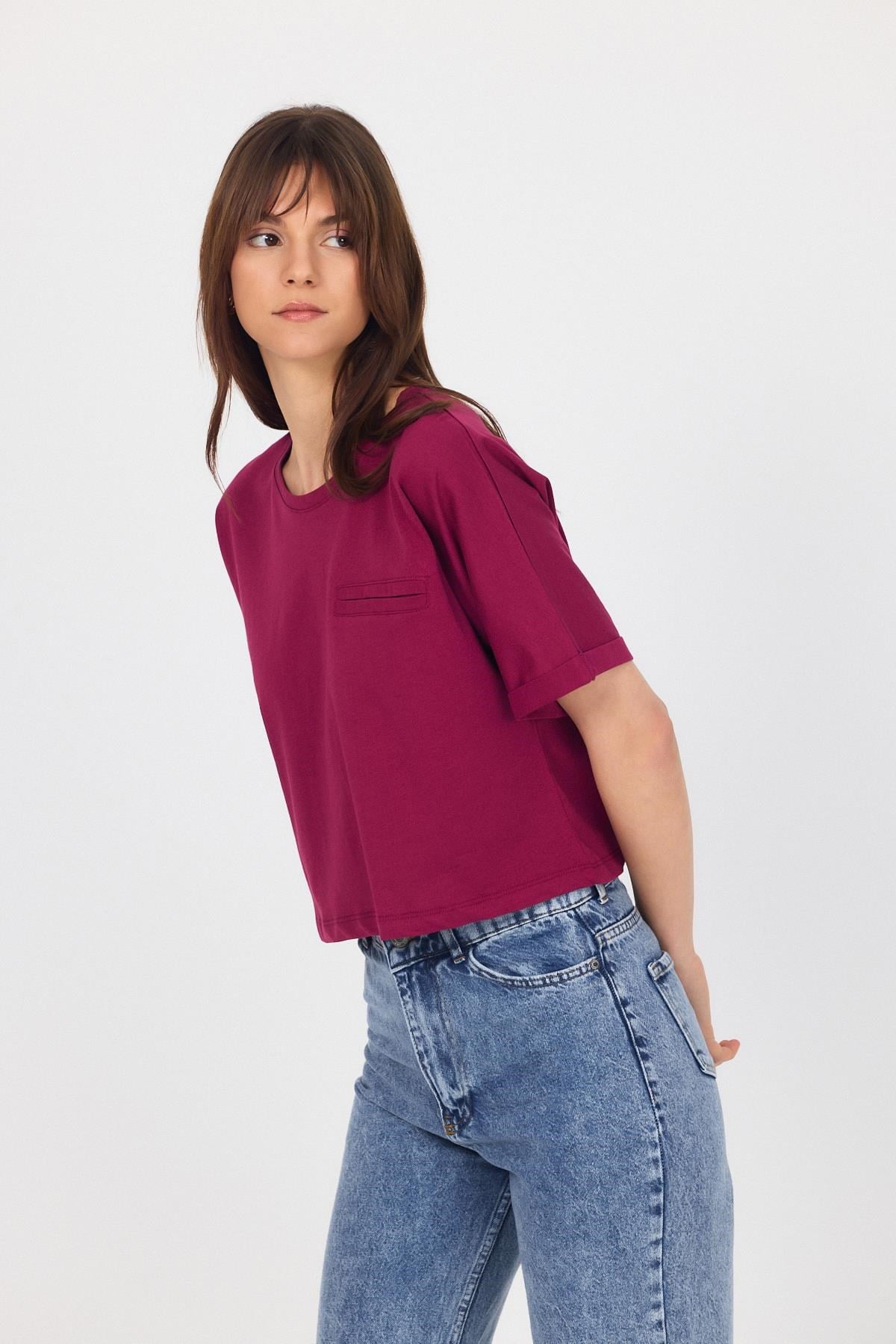 Bordo Cep Detaylı Bisiklet Yaka Crop Tişört 2136M 2