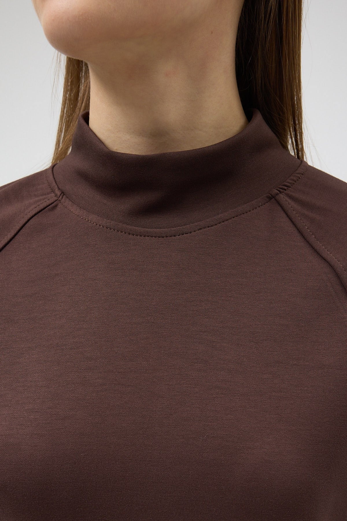 Kahverengi Dik Yaka Reglan Kol Kadın Sweat 8252A 4