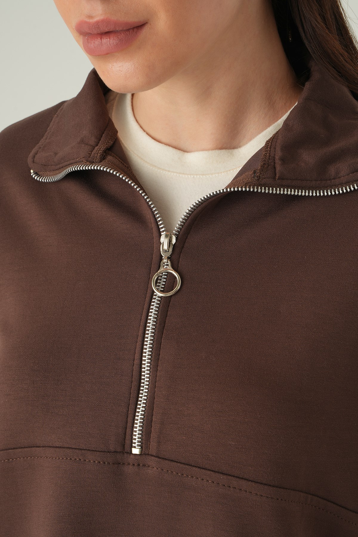 Yarım Fermuarlı Sweat 8249A Kahve 4
