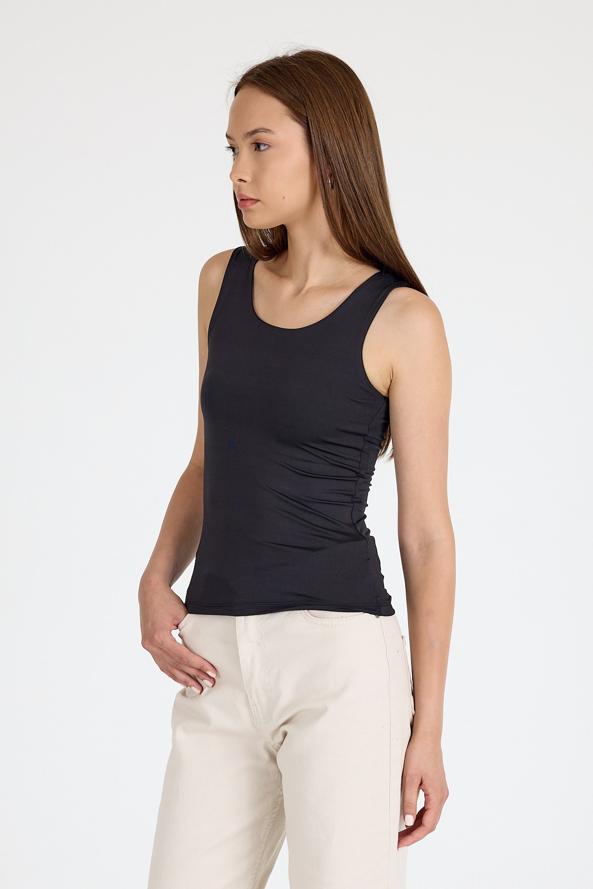 Siyah Slim Fit Kolsuz Basic Atlet 9194M 6