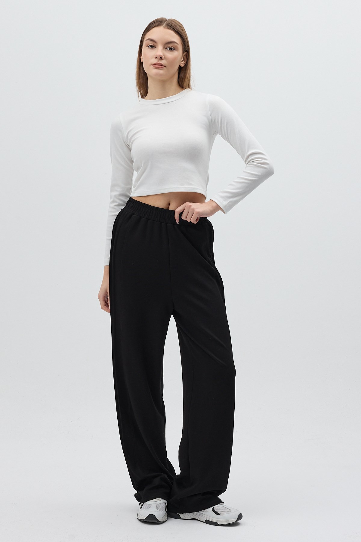 Siyah Yan Çimalı Dikiş Detaylı Yüksek Bel Kadın Eşofman Altı 8296A