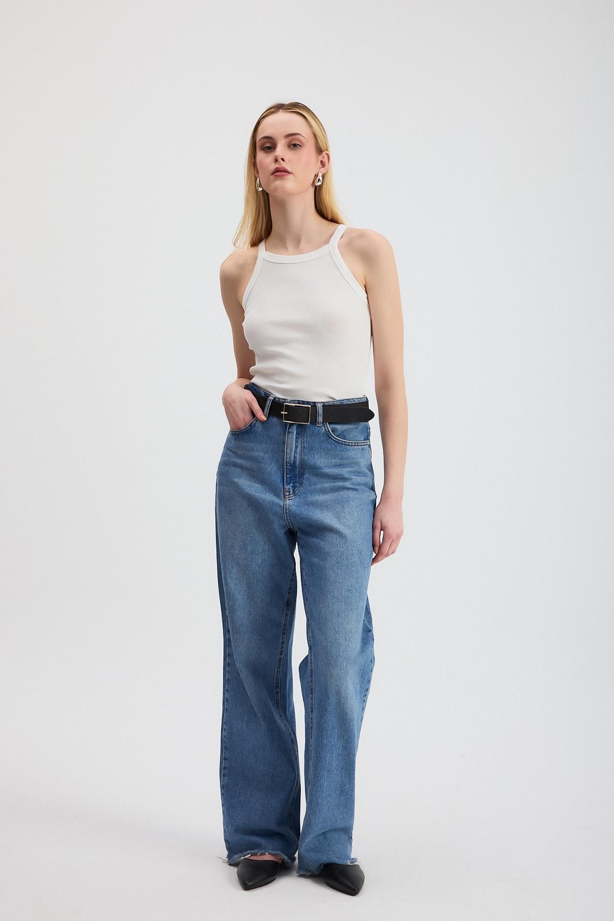 Beyaz -1121 Sıfır Kol Fitilli Halter Yaka Basic Atlet 3