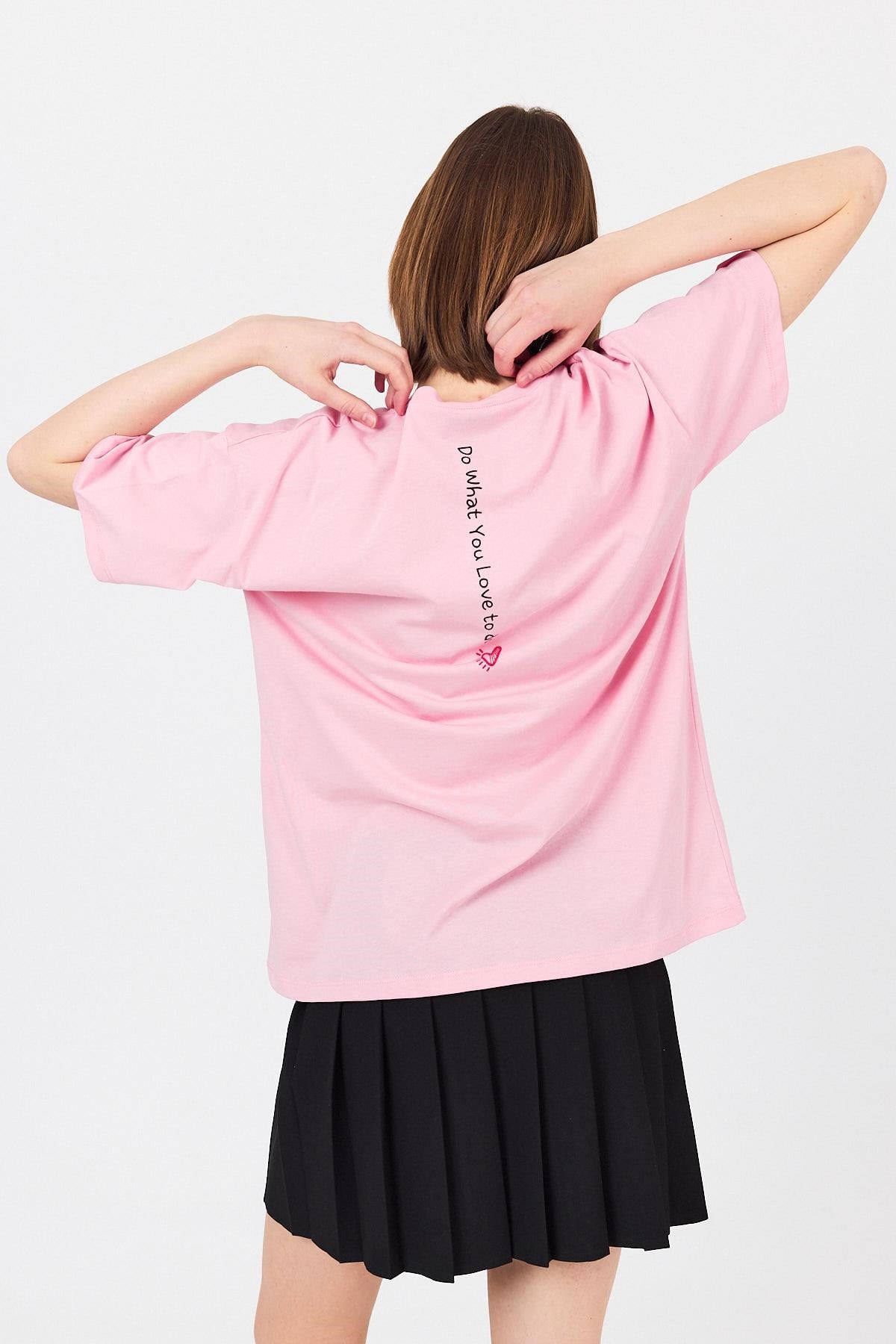 Pembe Arka Yazı Baskılı Kalpli %100 Pamuk Oversize Tişört 2150-33M 5