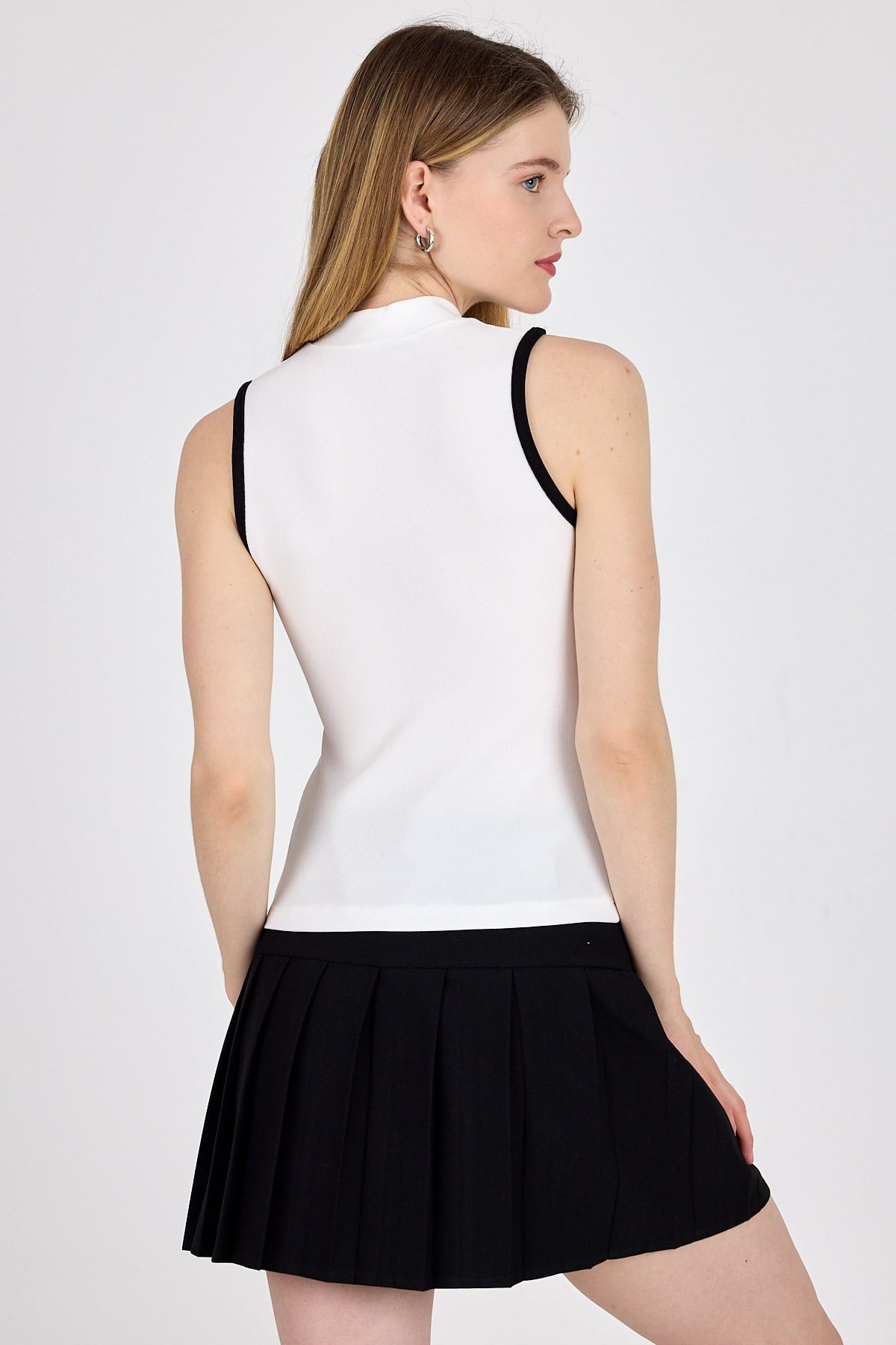 Beyaz Fermuarlı Örme Bluz 1449 6