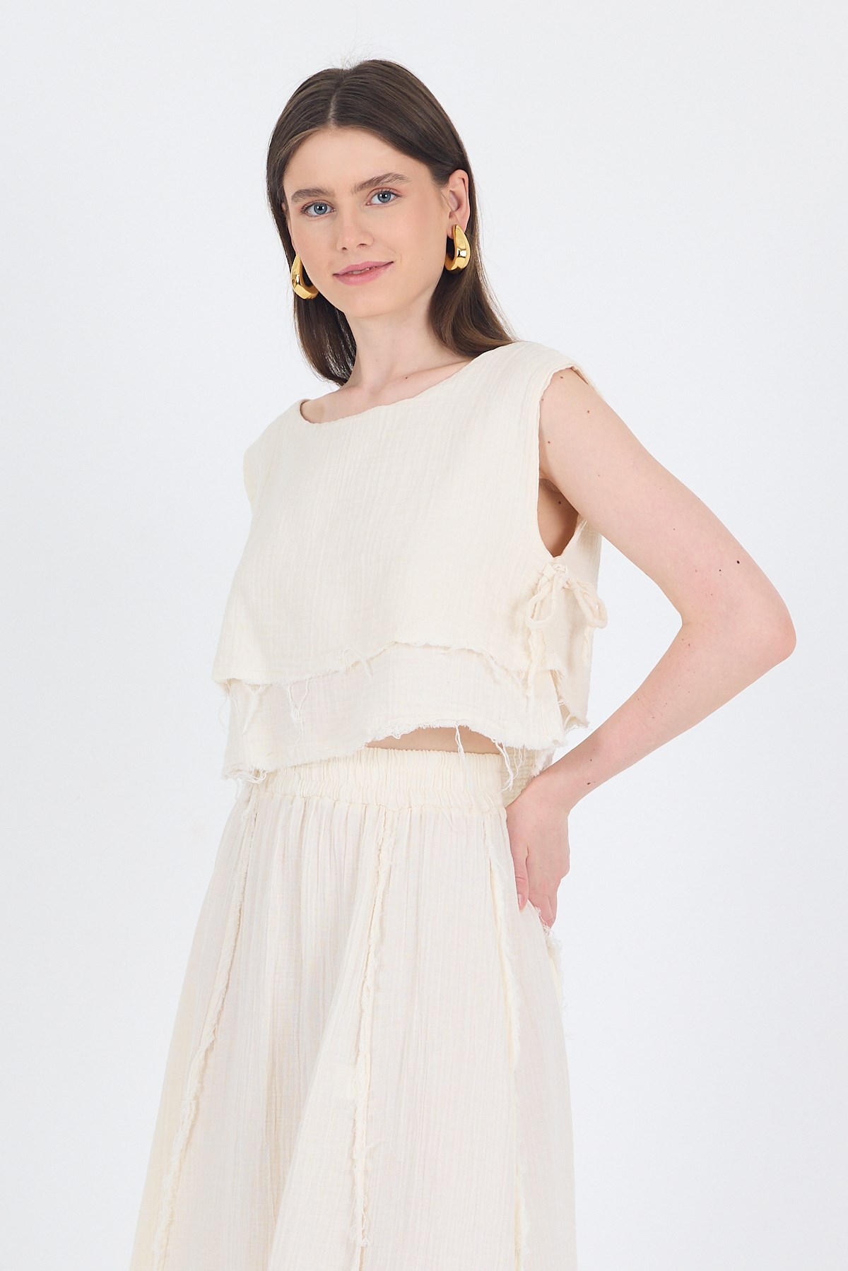 Natural %100 Pamuk Yan Bağlama Detaylı Müslin Bluz 7041