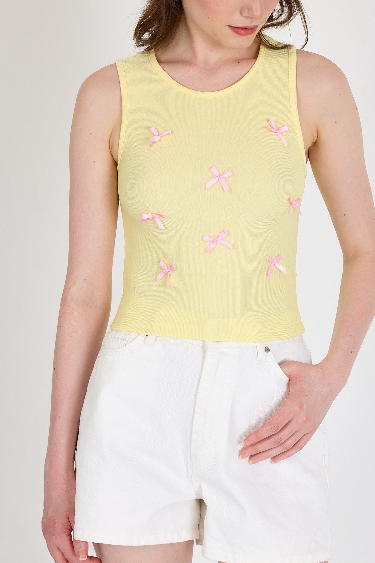 Sarı Fiyonk İşlemeli Crop Örme Atlet 0849 4