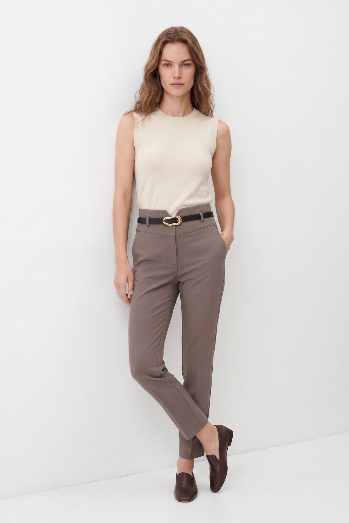 Bel V Kesim Kemerli Pantolon 8404A Vizon