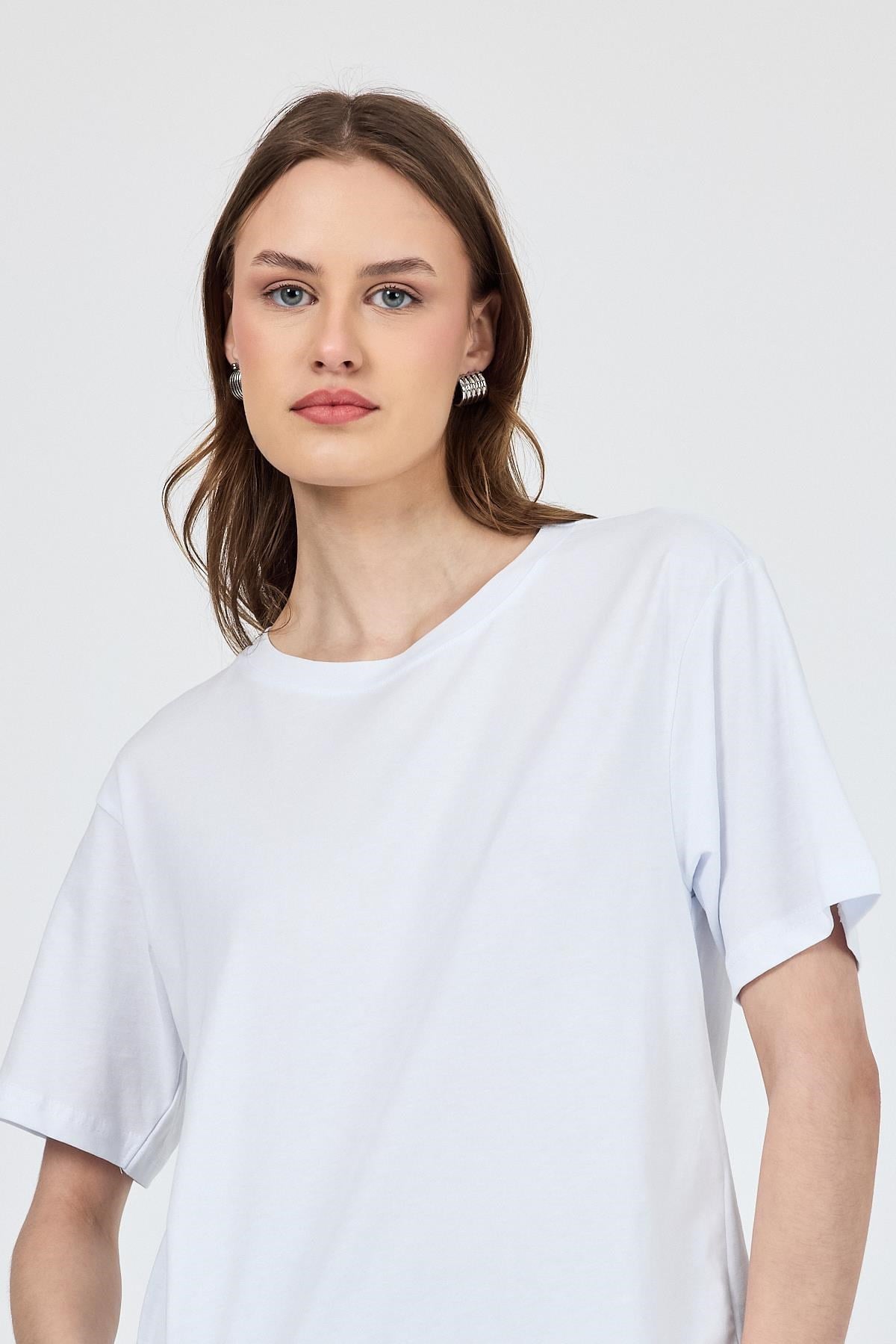 Beyaz Bisiklet Yaka %100 Pamuk Relaxed Fit Tişört 2142M 4