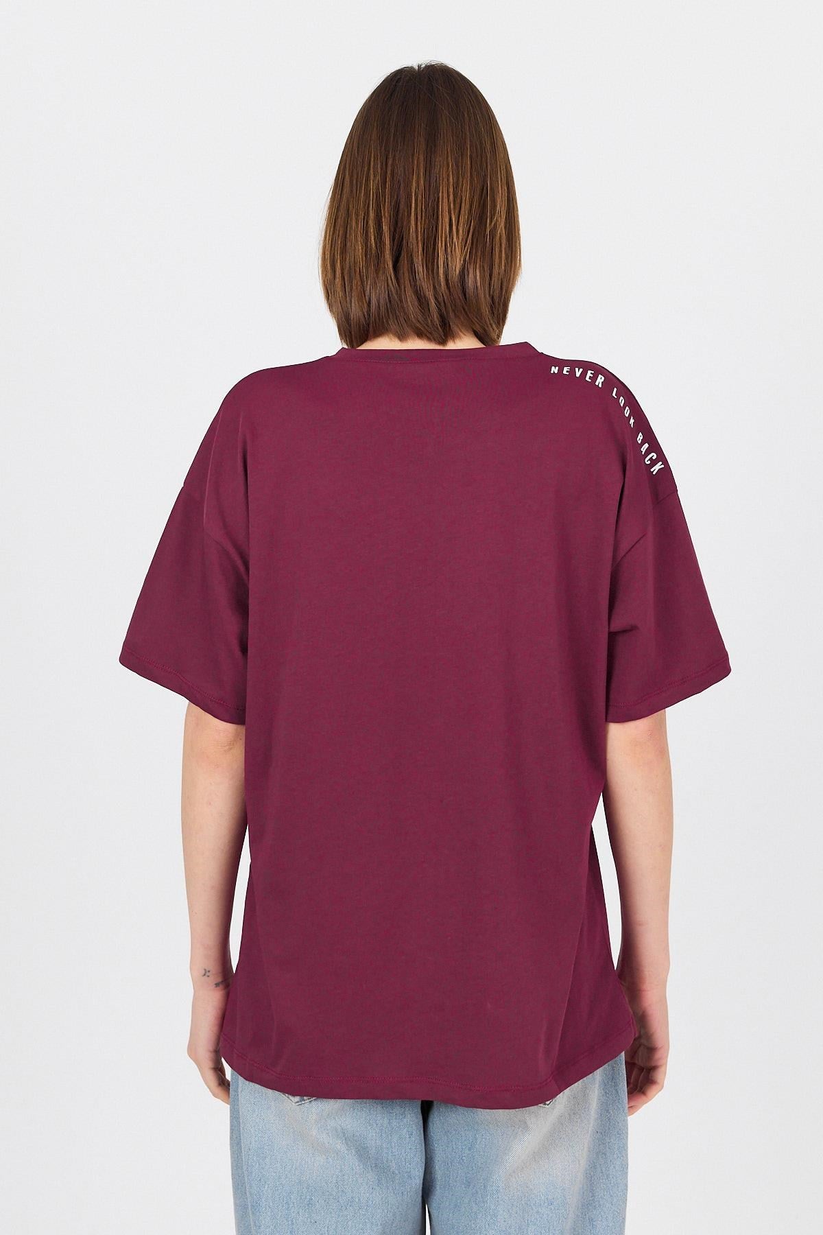 Bordo Omuz Yazı Baskılı %100 Pamuk Oversize Tişört 2150-30M 5