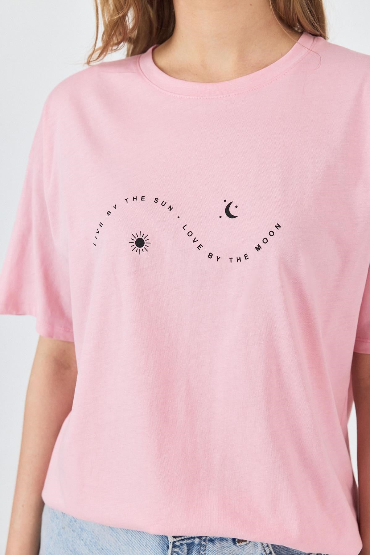 Pembe Yazı Baskılı Oversize Pamuklu Tişört 2150-32M 4