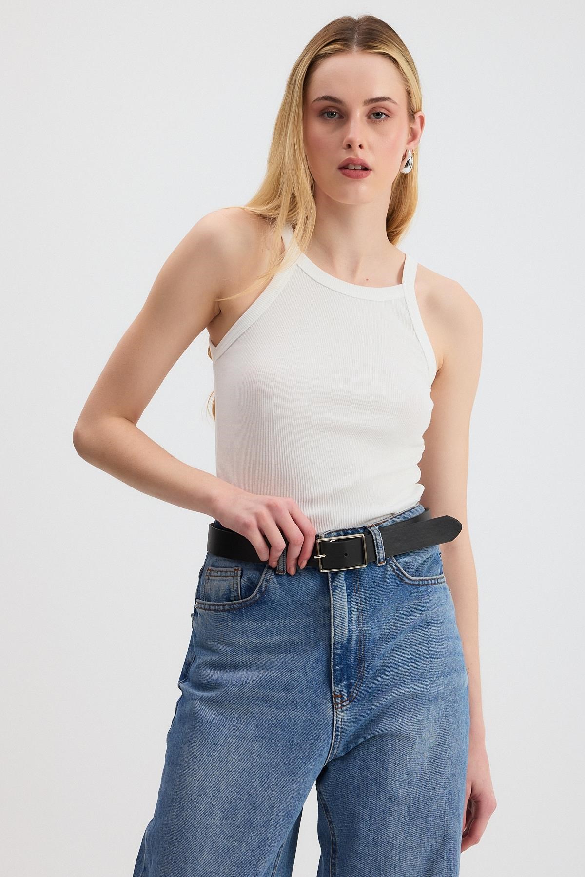Beyaz -1121 Sıfır Kol Fitilli Halter Yaka Basic Atlet 2
