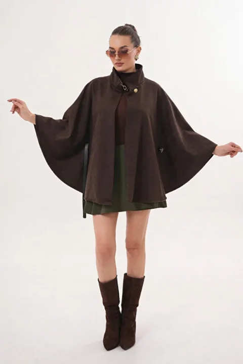 Kadın Kahverengi Gold Düğme ve Altın Kemer Detaylı Kaşe Panço 5