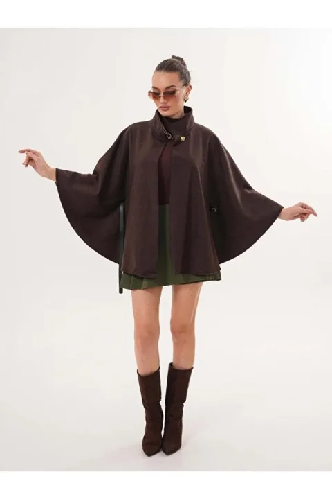 Kadın Kahverengi Gold Düğme ve Altın Kemer Detaylı Kaşe Panço