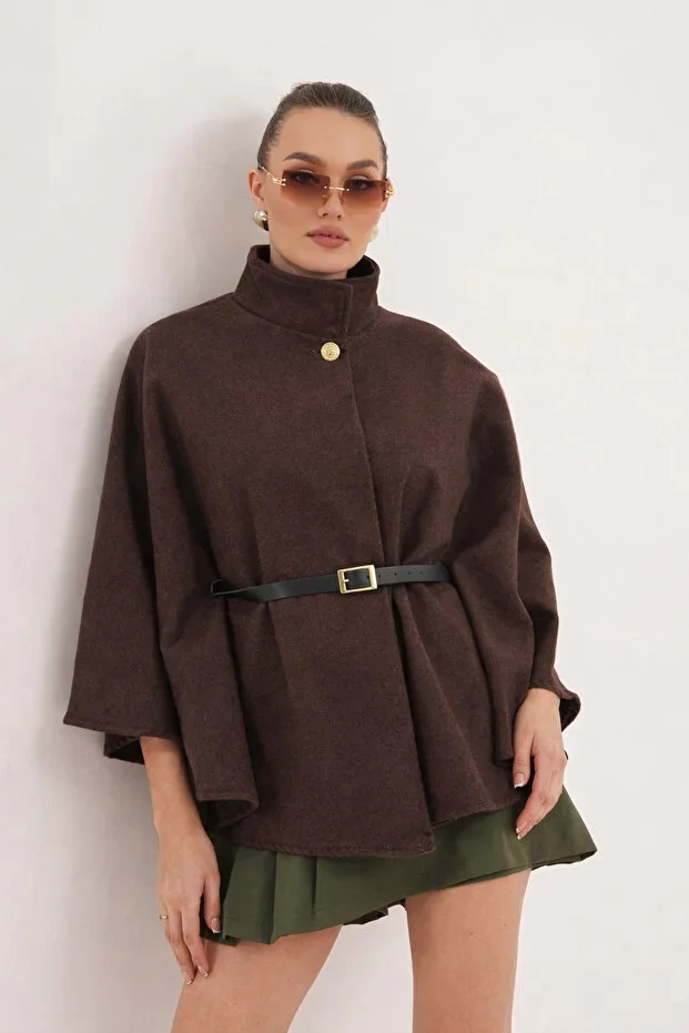 Kadın Kahverengi Gold Düğme ve Altın Kemer Detaylı Kaşe Panço