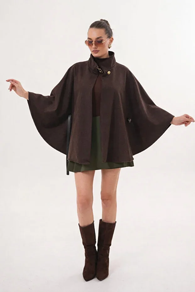 Kadın Kahverengi Gold Düğme ve Altın Kemer Detaylı Kaşe Panço