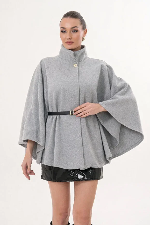 Kadın Gri Gold Düğme ve Altın Kemer Detaylı Kaşe Panço